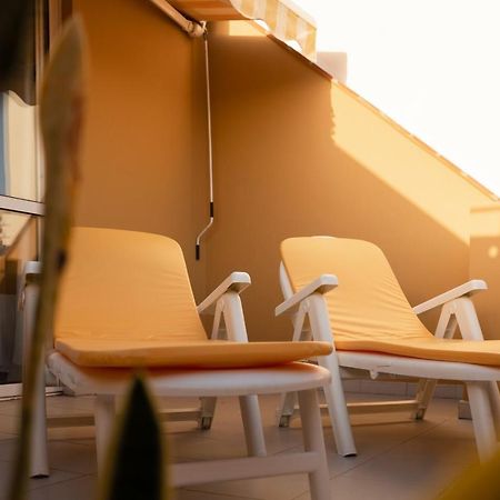 Homeforguest Atico Martina Con Terraza En Los Cristianos Los Cristianos  Dış mekan fotoğraf