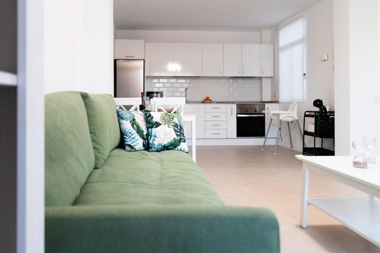 Homeforguest Atico Martina Con Terraza En Los Cristianos Los Cristianos  Dış mekan fotoğraf