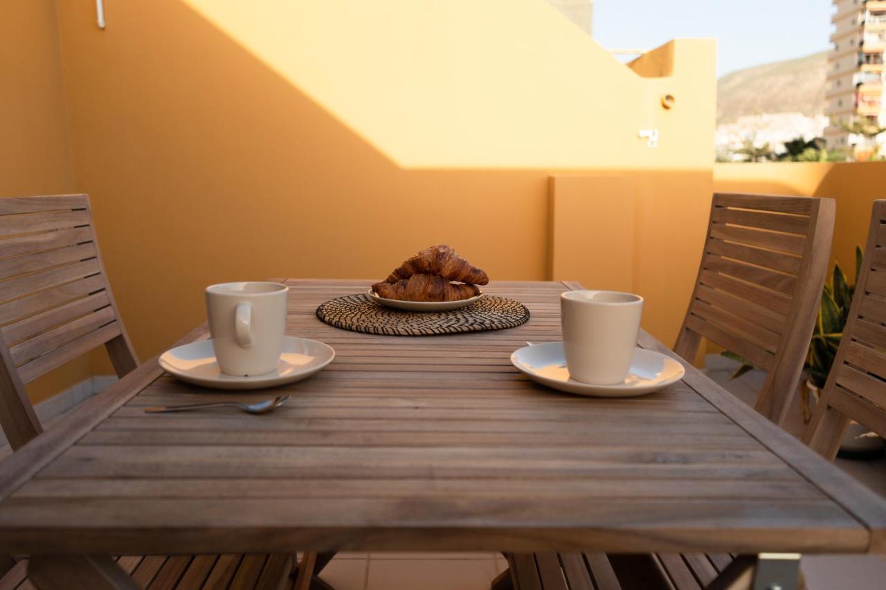 Homeforguest Atico Martina Con Terraza En Los Cristianos Los Cristianos  Dış mekan fotoğraf